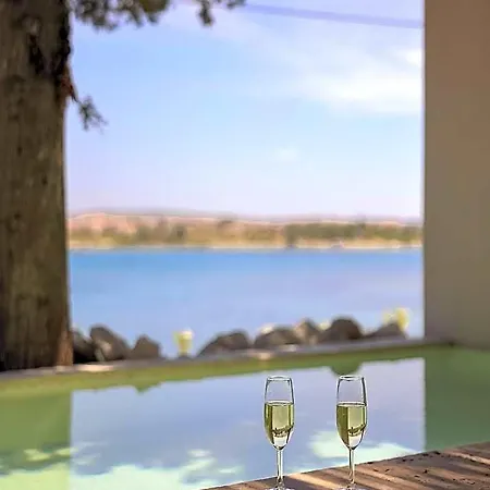 Gaia Alacati By The Sea - Adult Only Ciftlikkoyu